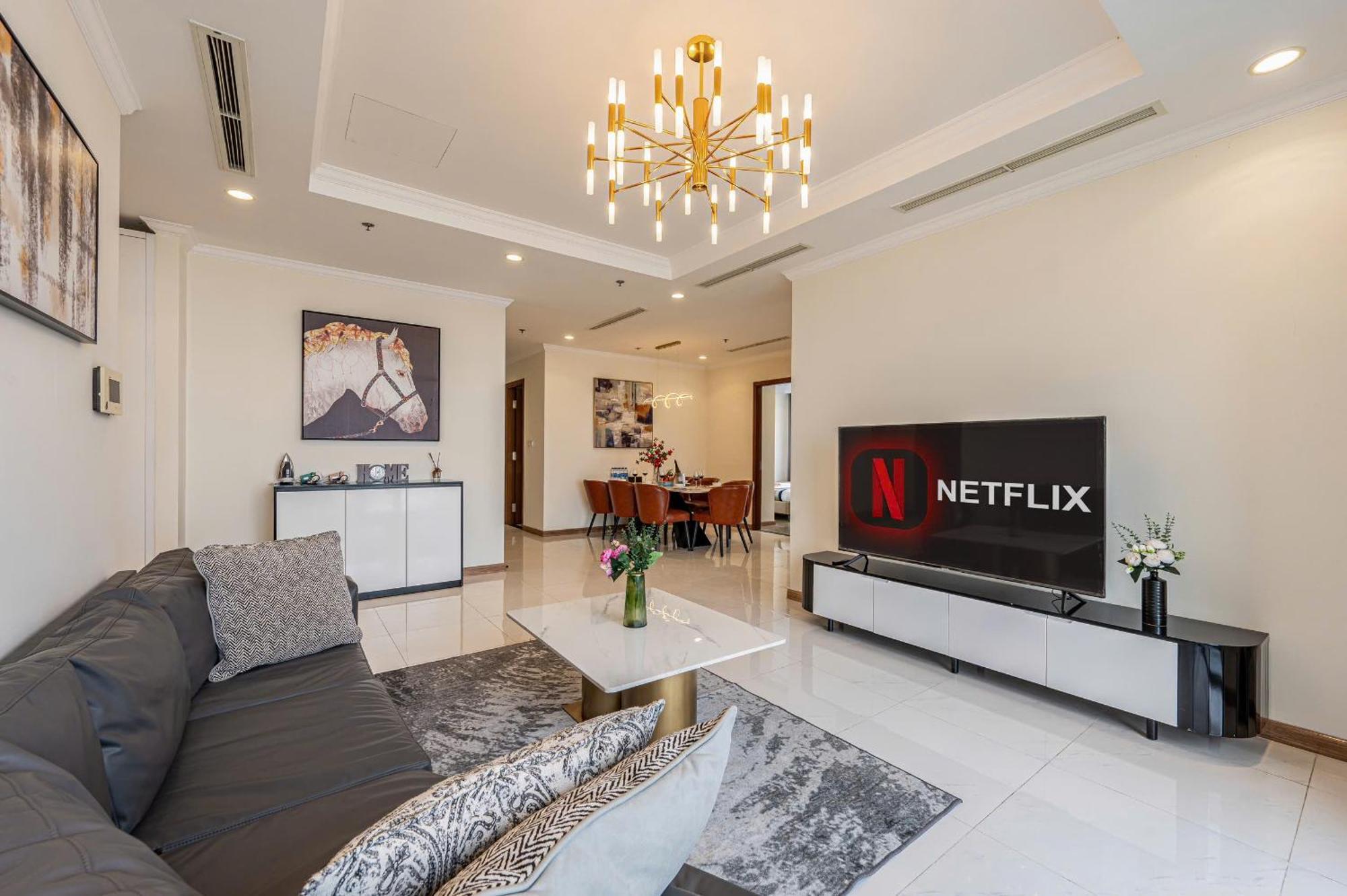 Luxury Apartment At Vinhomes Central Park Ho Chi Minh City Exterior photo